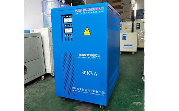 三相穩(wěn)壓器輸出端可不可以接單相電使用？